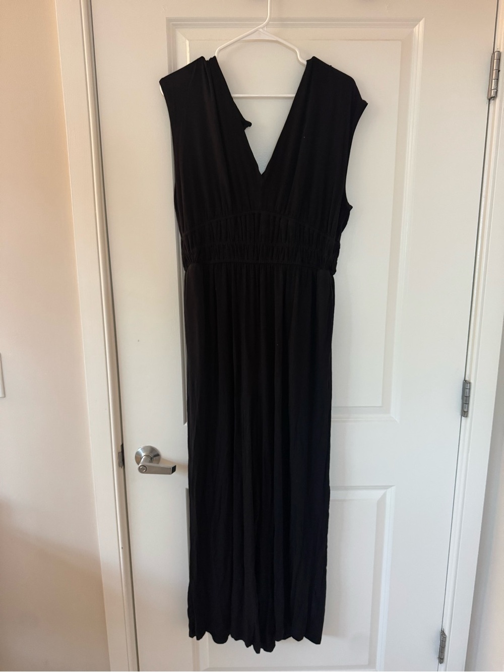 Old Navy Black V-Neck Sleeveless Maxi Jumpsuit with Gathered Waist